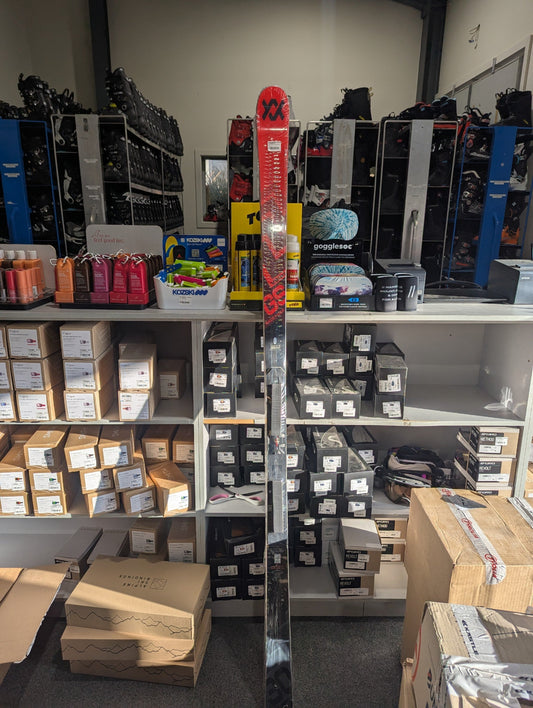 2025 Volkl Racetiger GS R FIS with Comp 16 Binding